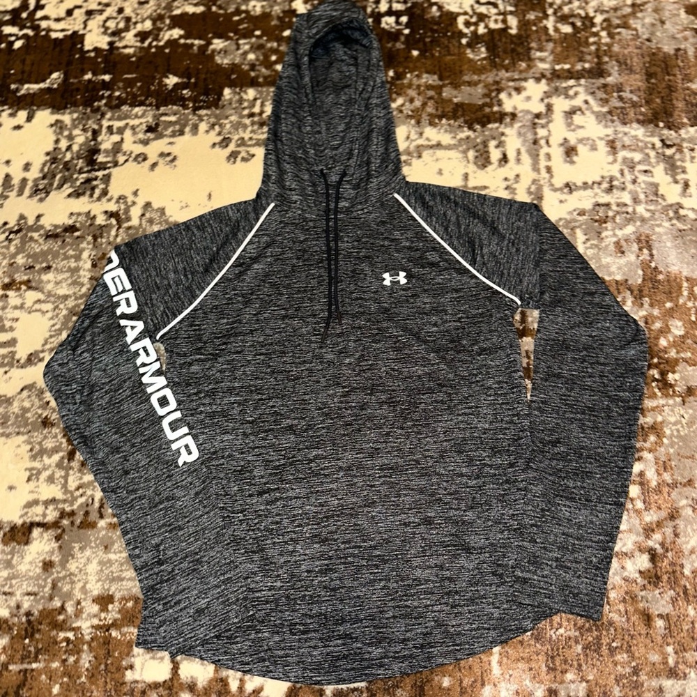 Under Armour Black and White Pullover